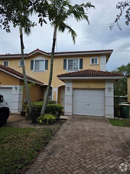 Building Photo - 7917 Tuscany Dr