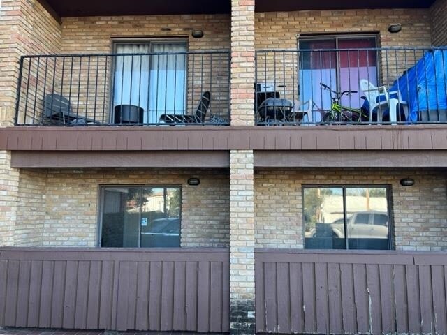 Foto principal - 3004 Juarez Ave