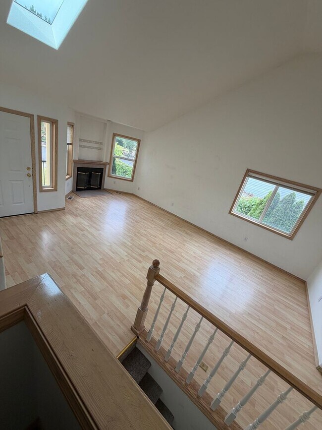 Foto del edificio - Beautiful Single Family Home In Beaverton