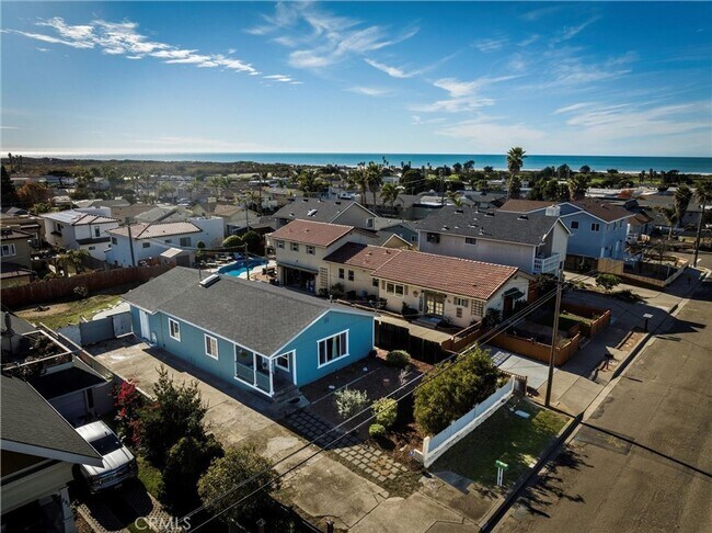 Foto del edificio - NEW TO THE MARKET Cozy 2 Bedroom 1 Bathroo...