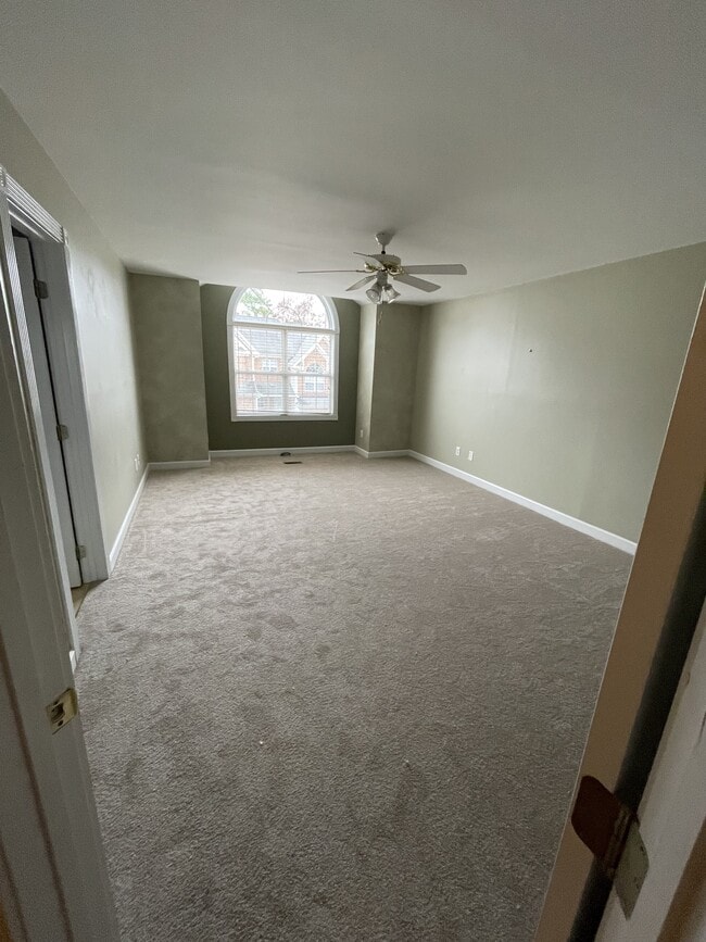 Master Bedroom (from hallway) - 118 Grande Meadow Way
