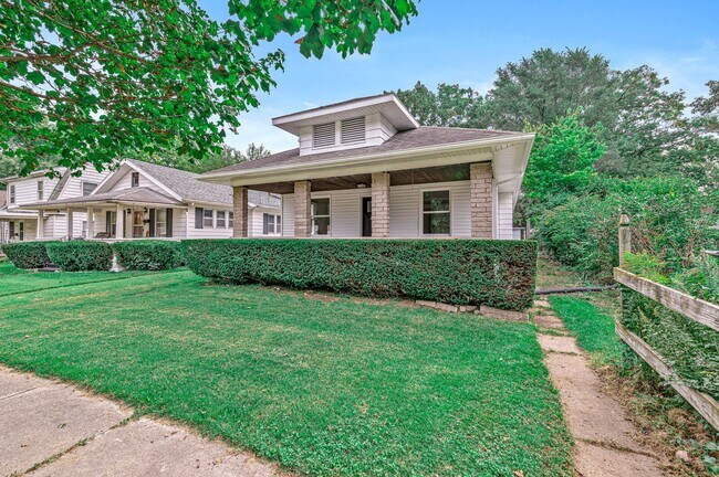 Building Photo - 1226 O Brien St