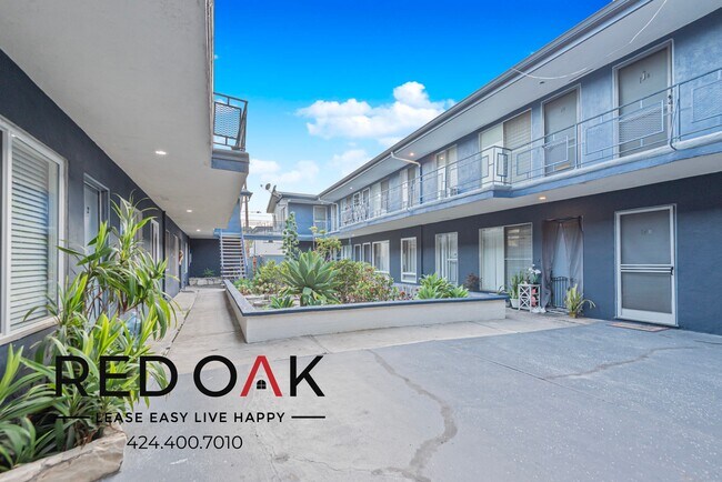 Foto del edificio - Fabulous One Bedroom with Sunlit, Open Flo...
