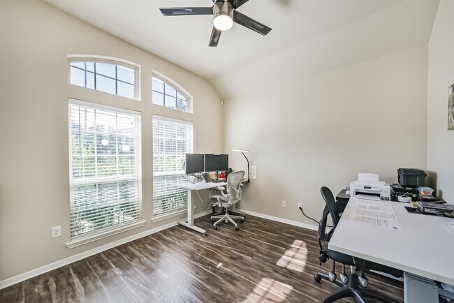 Foto del edificio - 18626 Hailey Paige Dr