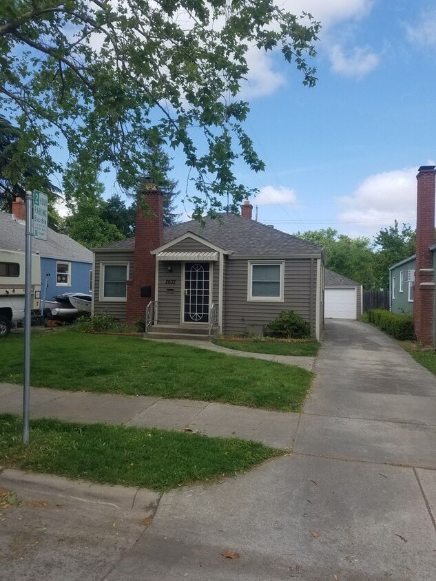 Primary Photo - House for Rent!