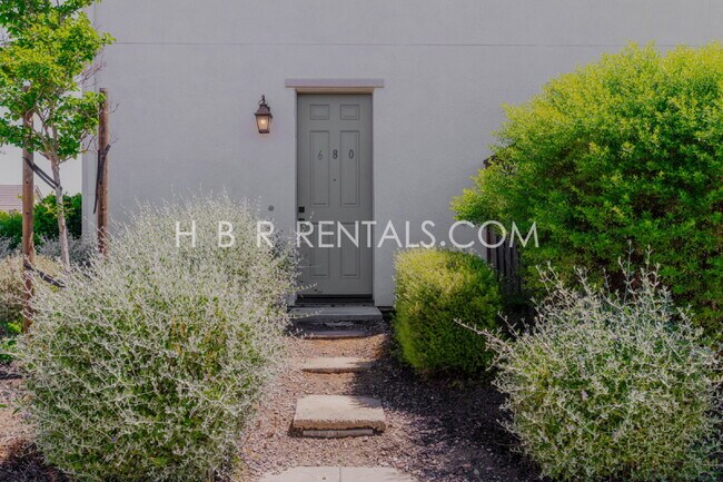 Foto del edificio - CASITA IN HANSEN VILLAGE - Mountain House MOVE IN READY
