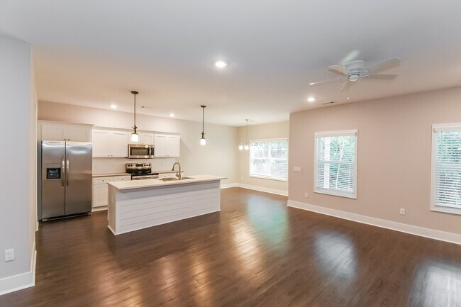 Foto del edificio - 51 Greyfield Dr