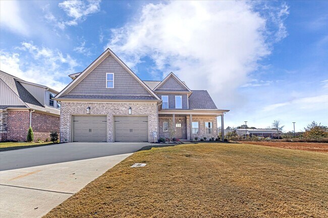 Foto del edificio - NEW Move in Ready Home!