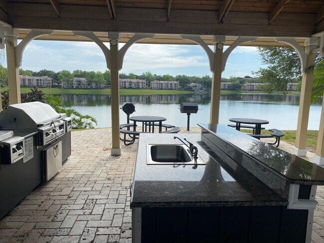 Foto del edificio - Renovated Pool view 1 Bedrm Tradewinds Con...