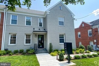 Building Photo - 2215 40th St NW