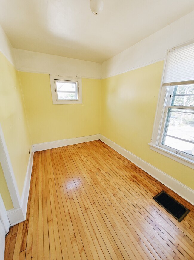 2967 N Weil St, Milwaukee, WI 53212 House for Rent in Milwaukee, WI