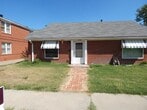 Primary Photo - 1615 S Ong St