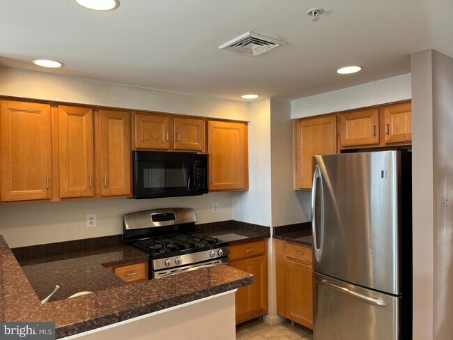 Building Photo - 4480 Market Commons Dr