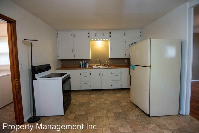 Building Photo - 2 br, 1 bath House - 1007 W 1st