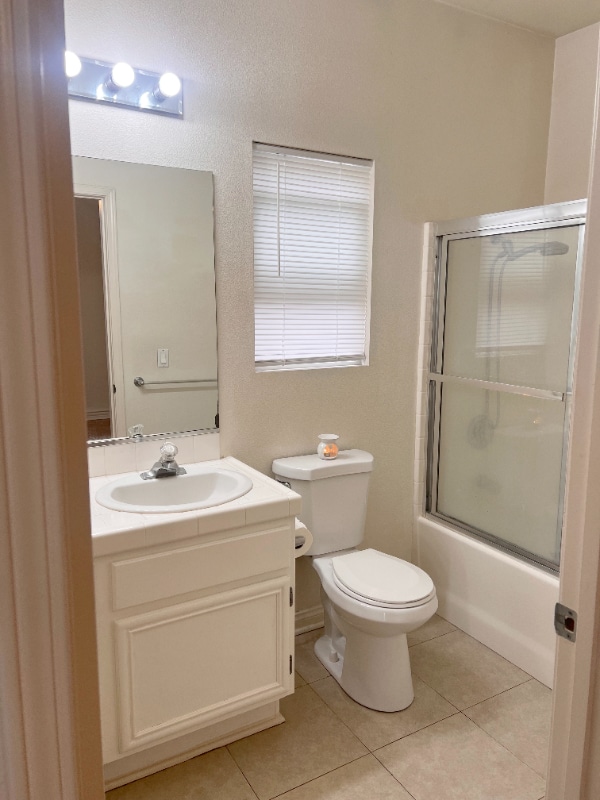 Building Photo - 11031 Dade Ln