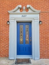 Building Photo - 2027 Sheridan St