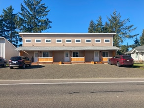 Building Photo - 751 Point Brown Ave SW