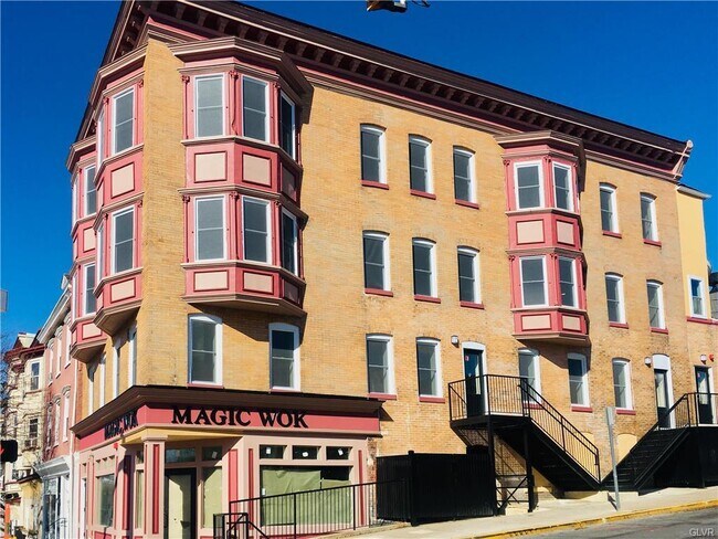 Building Photo - 601 Northampton St