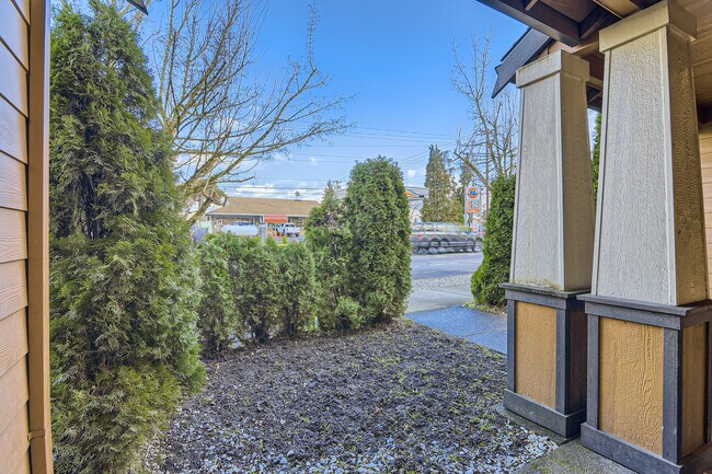 Front Patio - 18462 Shadow Ridge Way