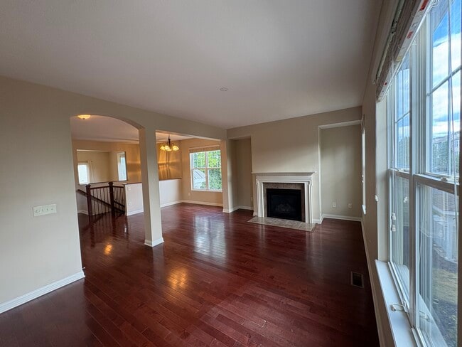 Building Photo - 2793 Acarie Dr