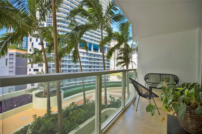 Foto del edificio - 218 SE 14th St