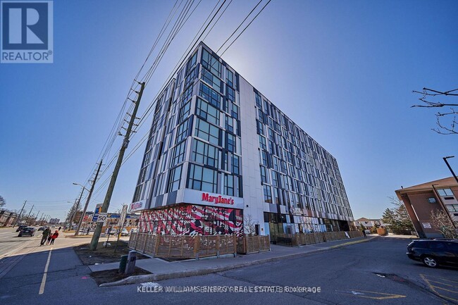 Building Photo - 1900 Simcoe St N