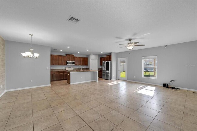 Building Photo - 6821 Blue Moon Wy