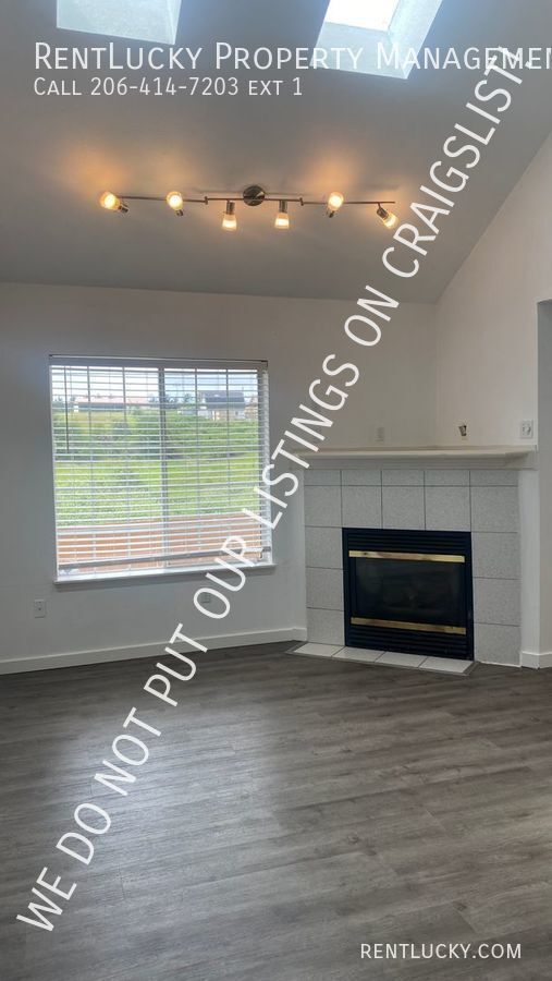 Building Photo - Desirable Milton Home!
