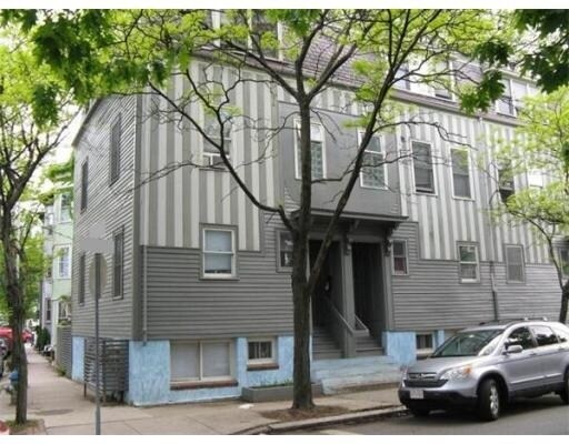 Primary Photo - 2 Hingham St