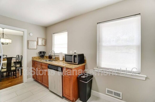 Building Photo - 1412 Enderly Road