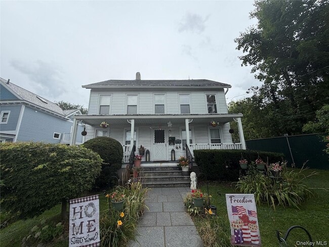 Foto del edificio - 20 Campwoods Rd