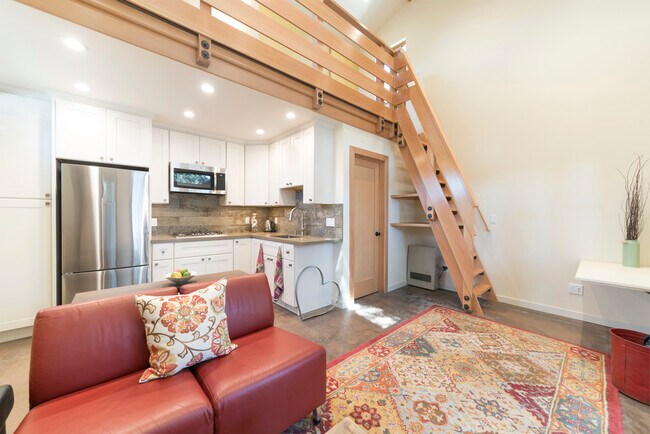 Interior eastward view - 952 60th St