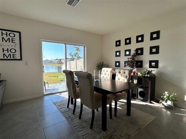 Foto del edificio - 8309 Hardy Bay Lp