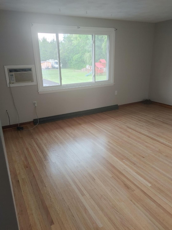 Building Photo - 2718 Stenzel Ave