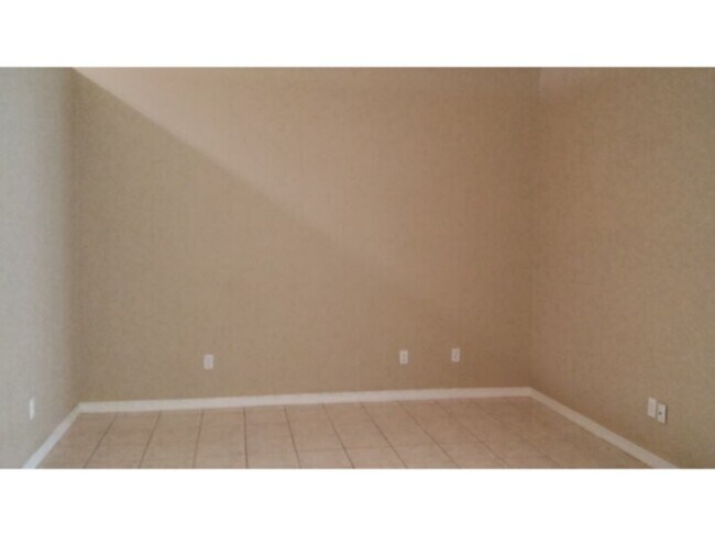 Foto del edificio - Move In Ready 3 Bedroom 2 Bath