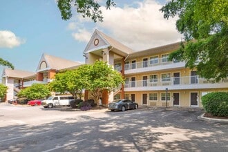 Building Photo - Furnished Studio-Columbia - West - Interstate 126