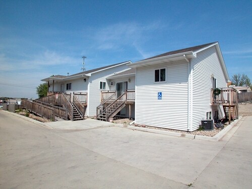 Primary Photo - 2805 E 11th St