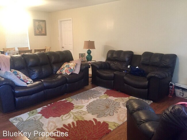 Foto del edificio - 3 br, 2 bath House - 131 Green Drive
