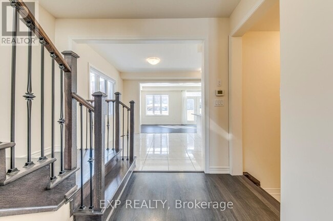 Building Photo - 186 Agro St