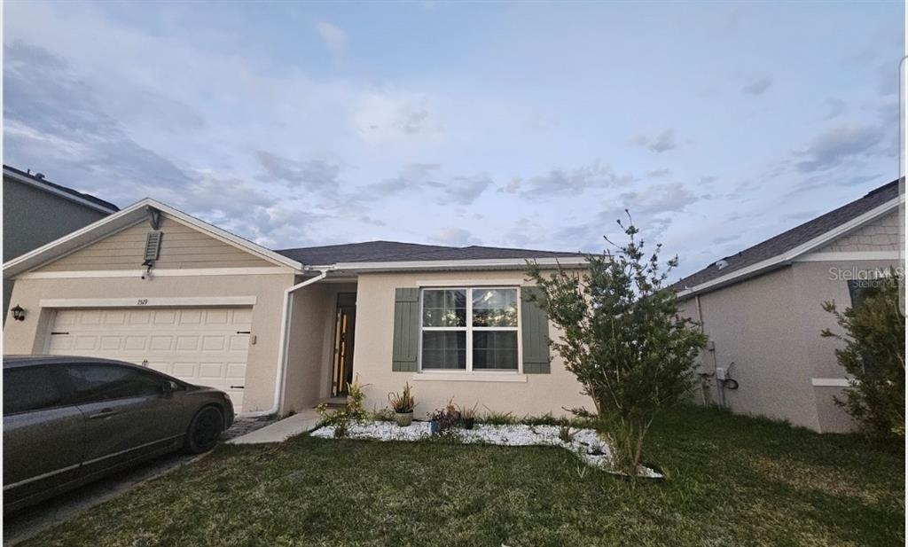 Primary Photo - 1519 Barberry Dr
