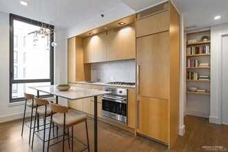Building Photo - 50 Greenpoint Ave