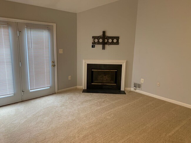 Foto del edificio - Stone Hill Farms Condo