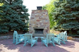 Building Photo - Windsong Country Estates