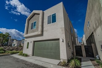 Building Photo - 27128 W Scrub Oak Ct