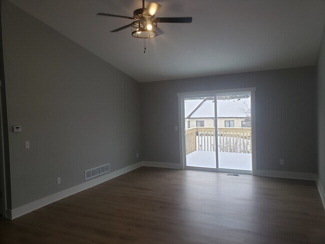 Foto del edificio - 539 Donna St NW