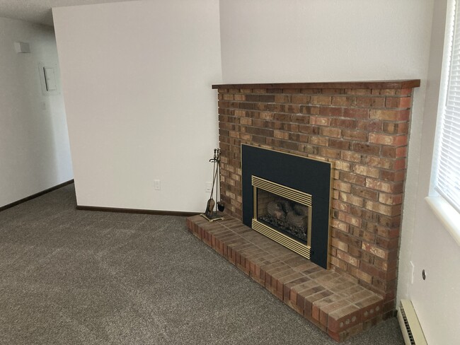 Living Room/ Gas Fire Place - 151 Glenda Dr