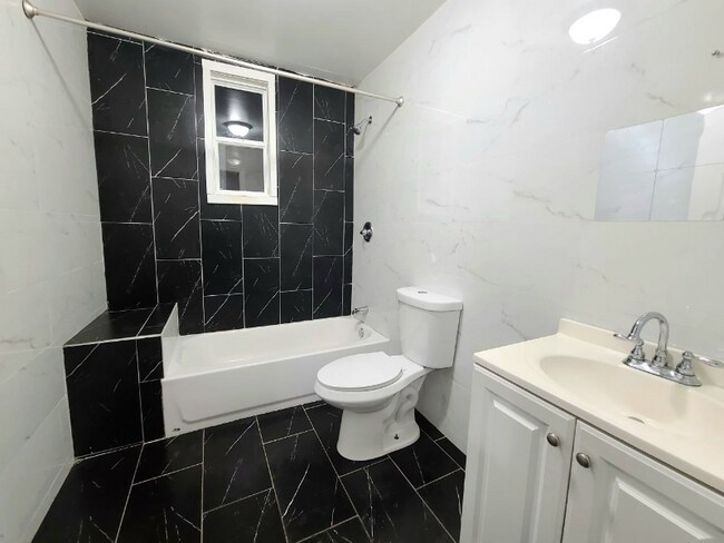 Foto del edificio - 1258 Anna St