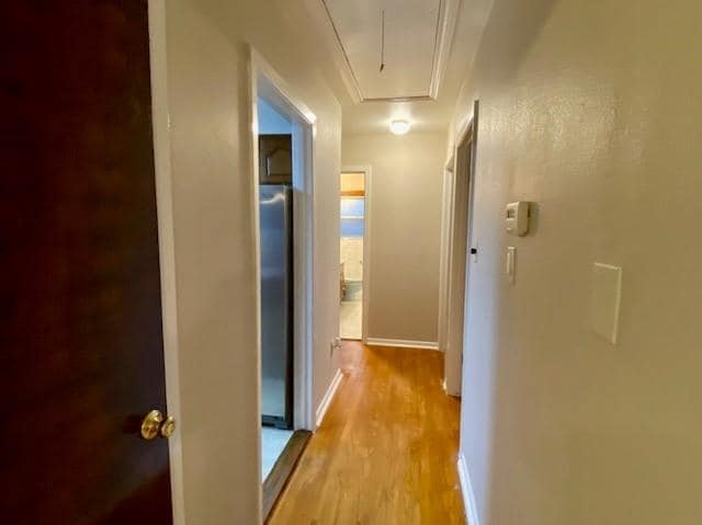 Building Photo - 5723 Meadow Creek Ln