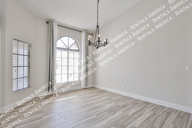 Foto del edificio - 3802 N Wintergreen Way