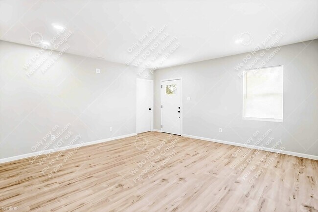 Building Photo - 4 br, 2 bath House - 130 N Meridian St